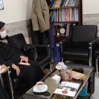 جلسه هم اندیشی معاون بین الملل دانشگاه با رییس دانشکده پرستاری و مامایی 1402/03/23