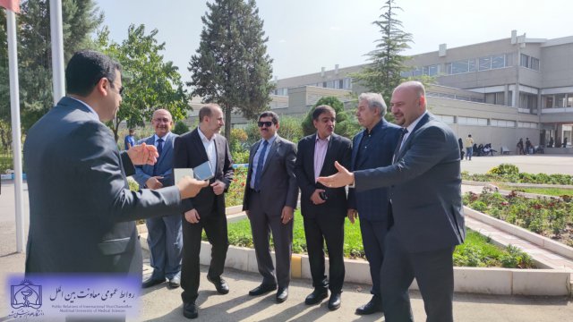 بازدید هیات عراقی از دانشگاه علوم پزشکی مشهد 1402/07/19