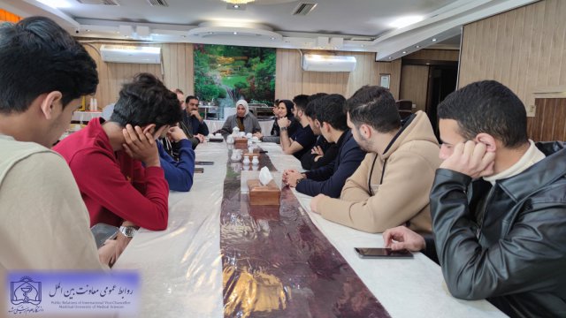 دیدار صمیمانه معاون بین الملل دانشگاه با دانشجویان جدیدالورود عراقی 1402/10/26