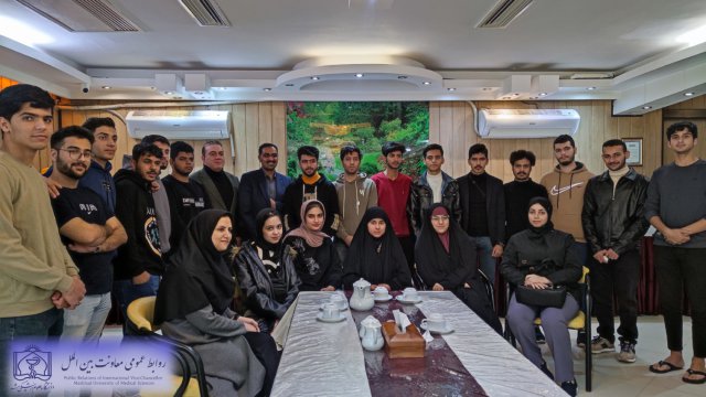 دیدار صمیمانه معاون بین الملل دانشگاه با دانشجویان جدیدالورود عراقی 1402/10/26