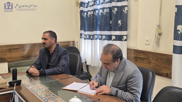 دیدار رئیس و معاون بین الملل دانشگاه با سرکنسول عراق 1404/06/08