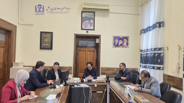 دیدار رئیس و معاون بین الملل دانشگاه با سرکنسول عراق 1404/06/08