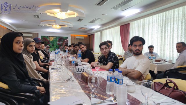 دیدار معاون و مدیران بین الملل به همراه مسئولین و کارشناسان بین الملل با دانشجویان عراقی 1403/04/16