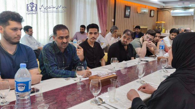 دیدار معاون و مدیران بین الملل به همراه مسئولین و کارشناسان بین الملل با دانشجویان عراقی 1403/04/16