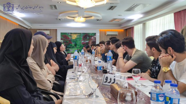 دیدار معاون و مدیران بین الملل به همراه مسئولین و کارشناسان بین الملل با دانشجویان عراقی 1403/04/16