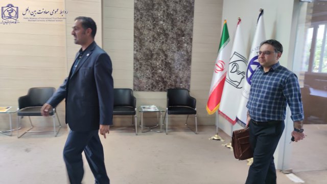 بازدید مدیر بین الملل دانشگاه علوم پزشکی اراک از فرایندها و واحدهای ستادی و پردیس معاونت بین الملل مشهد 1403/06/03