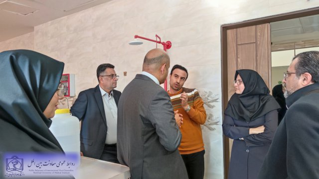 بازدید روسای دانشگاه های بصره از دانشگاه علوم پزشکی مشهد 1402/10/28
