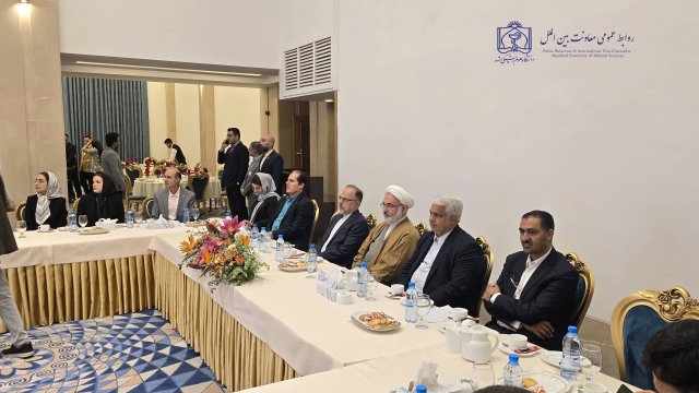 گردهمایی سرکنسول گری ها و دیپلمات های کشورهای همسایه در خصوص ظرفیت های گردشگری سلامت 1404/03/12