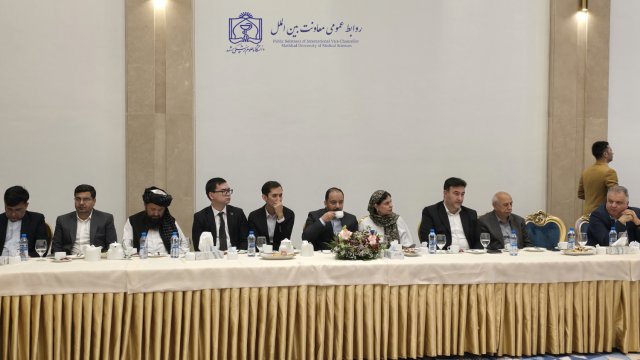 گردهمایی سرکنسول گری ها و دیپلمات های کشورهای همسایه در خصوص ظرفیت های گردشگری سلامت 1404/03/12