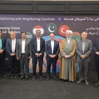 گردهمایی سرکنسول گری ها و دیپلمات های کشورهای همسایه در خصوص ظرفیت های گردشگری سلامت 1404/03/12