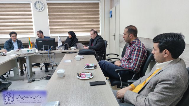 جلسه پایان سال معاون بین الملل دانشگاه با مدیران و کارشناسان بین الملل 1402/12/27