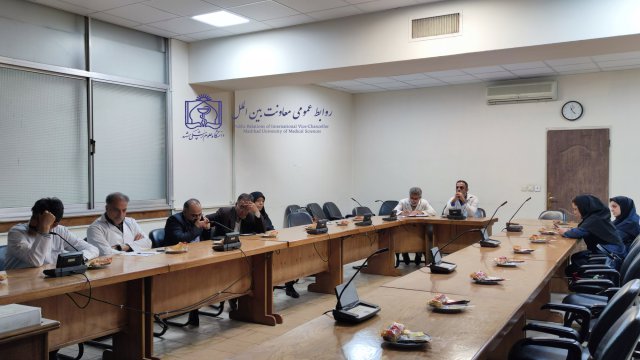 جلسه بررسی ظرفیت های دانشکده دندانپزشکی در جذب دانشجوی خارجی 1403/02/17