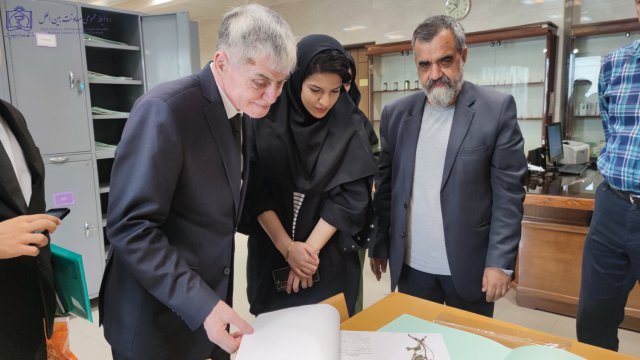 بازدید روسای دانشگاه مراد قاری اف ترکمنستان از دانشکده داروسازی 1403/4/14
