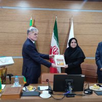 بازدید روسای دانشگاه مراد قاری اف ترکمنستان از دانشکده داروسازی 1403/4/14