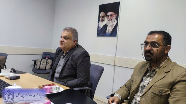 استفاده از ظرفیت دانشکده های دانشگاه علوم پزشکی مشهد  در جذب دانشجویان بین الملل 1402/08/1