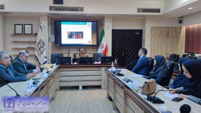 استفاده از ظرفیت دانشکده های دانشگاه علوم پزشکی مشهد  در جذب دانشجویان بین الملل 1402/08/1