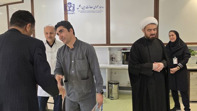 بازدید نوروزی معاون بین الملل دانشگاه از بیمارستان امام رضا (ع) 1404/01/04