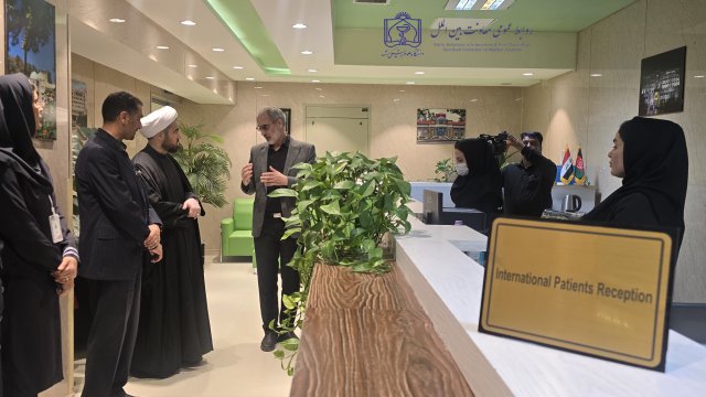 بازدید نوروزی معاون بین الملل دانشگاه از بیمارستان امام رضا (ع) 1404/01/04