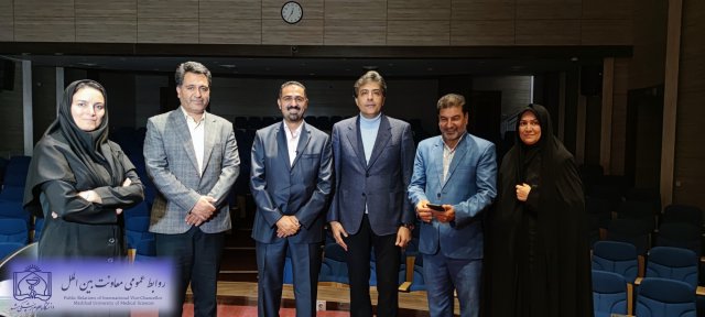 حضور دکتر شاپور بدیعی معاون بین الملل دانشگاه در برنامه همراه با فرزانگان 1402/07/30