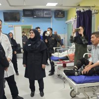 بازدید معاون بین الملل دانشگاه از بیمارستان قائم (عج) 14034/01/04