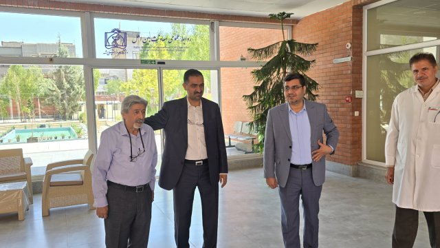 بازدید معاون بین‌الملل دانشگاه علوم پزشکی مشهد به همراه مدیر گردشگری سلامت دانشگاه، از نخستین مرکز طب تسکینی «هاسپیس» کشور 1404/05/03