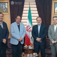 دیدار رئیس دانشگاه به همراه معاون بین الملل با رئیس نمایندگی وزارت امور خارجه شمال شرق کشور 1403/12/20