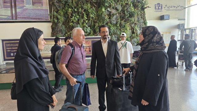 حضور میهمانان لبنانی و پاکستانی در دانشگاه 1404/05/23