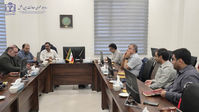 بازدید معاون بین الملل دانشگاه از پژوهشگاه علوم پزشکی شهید رئیسی 1404/05/18