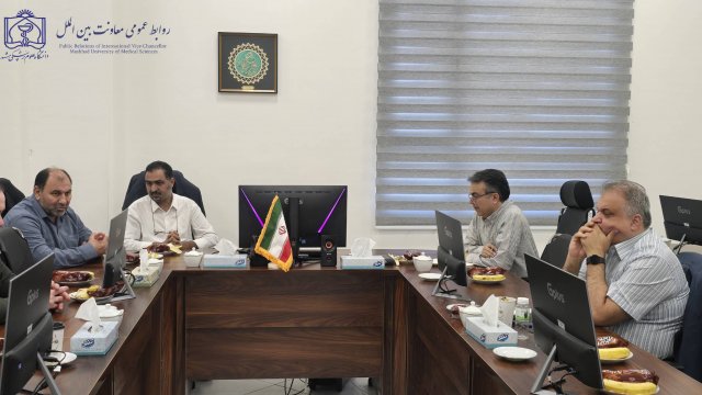 بازدید معاون بین الملل دانشگاه از پژوهشگاه علوم پزشکی شهید رئیسی 1404/05/18