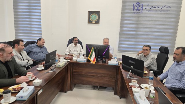 بازدید معاون بین الملل دانشگاه از پژوهشگاه علوم پزشکی شهید رئیسی 1404/05/18