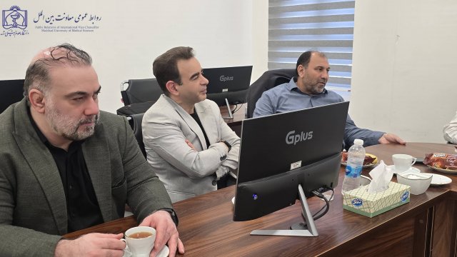 بازدید معاون بین الملل دانشگاه از پژوهشگاه علوم پزشکی شهید رئیسی 1404/05/18