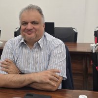 بازدید معاون بین الملل دانشگاه از پژوهشگاه علوم پزشکی شهید رئیسی 1404/05/18