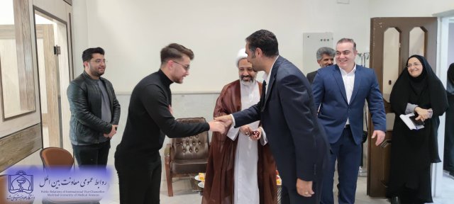 بازدید معاون بین الملل به همراه تیم بین الملل از محل ثبت نام و پذیرش دانشجویان خارجی 1402/07/25