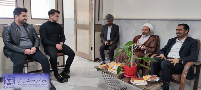 بازدید معاون بین الملل به همراه تیم بین الملل از محل ثبت نام و پذیرش دانشجویان خارجی 1402/07/25