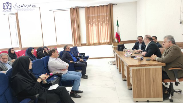 جلسه بررسی ظرفیت دانشکده علوم پیراپزشکی در جذب دانشجوی بین الملل 1403/02/17