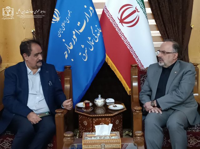 دیدار رئیس و معاون بین الملل دانشگاه علوم پزشکی مشهد با رئیس دفتر نمایندگی وزارت امور خارجه شمال شرق 1405/01/03