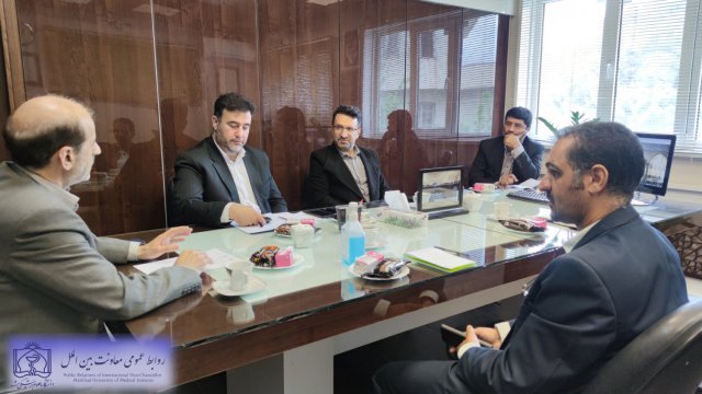 جلسه بررسی تامین اعتبار کال سنتر با حضور مقامات وزارتی در دفتر معاونت بین الملل 1402/01/25