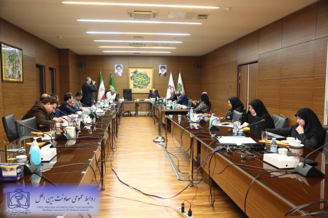 امضای تفاهم نامه مشترک میان دانشگاه علوم پزشکی مشهد و بیمارستان رضوی 1402/09/02