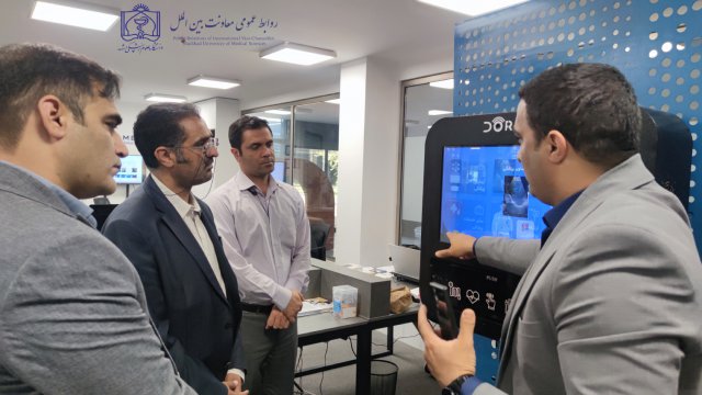 بازدید معاون بین الملل دانشگاه از شرکت های بین المللی تجهیزات پزشکی 1403/09/25
