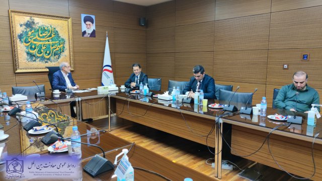 بازدید هیات تاجیکی از بیمارستانهای قائم(عج) و رضوی 1402/06/05