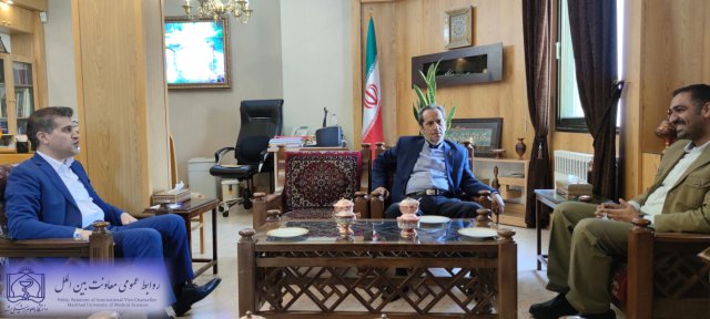 نشست صمیمانه دکتر بدیعی معاون بین الملل دانشگاه با دکتر بهشتی مشاور وزیر و رئیس نمایندگی وزارت امور خارجه در خراسان رضوی - 1402/03/23